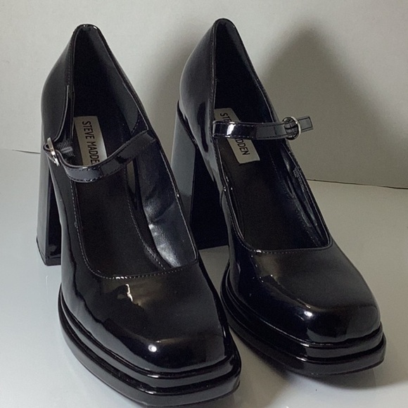 Steve Madden Olivvia Mary Jane Pump/ Black - Picture 2 of 9